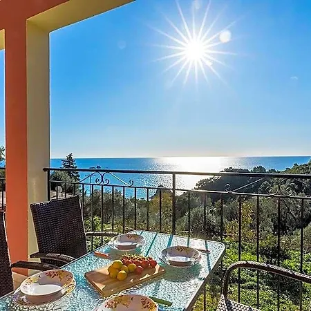 Paradise With Large Swimming Pool At Pelekas